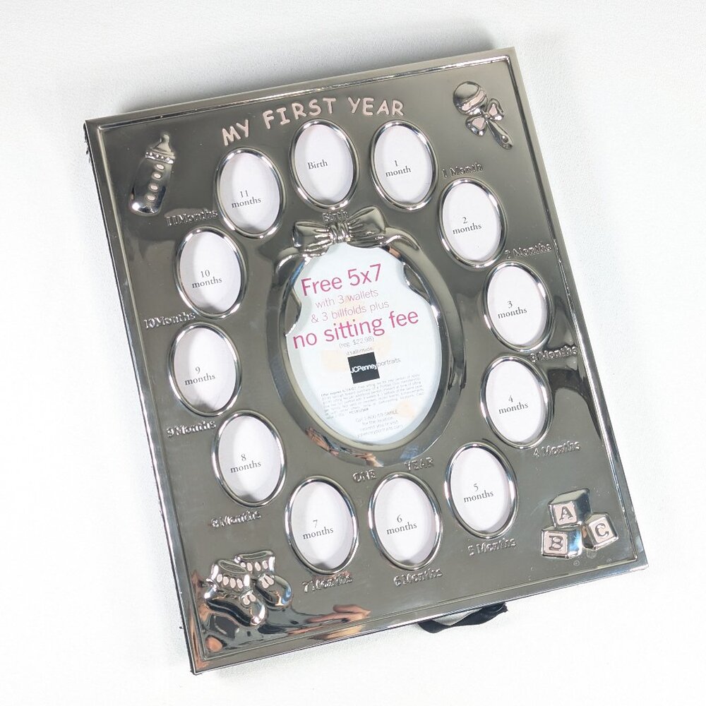 JC Penney Baby picture frame, Newborn to One Year silver plated portrait frame